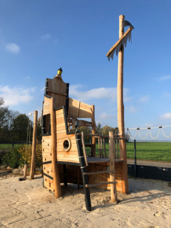 Spielschiff Kuddel Muddelplus und U3  2  4347