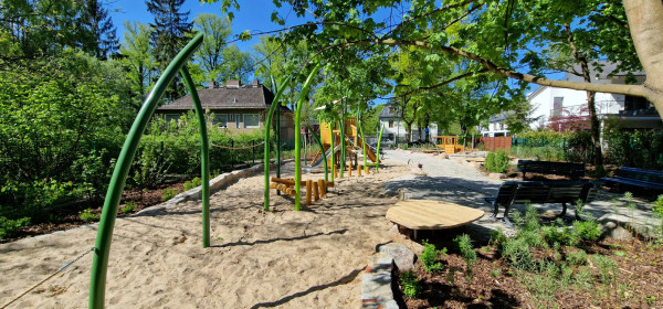 Spiel Bau Grasart 4537