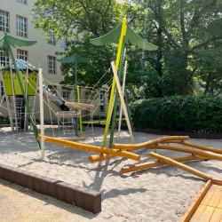 Spiel Bau Spielplatz 4514