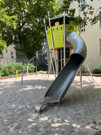Spiel Bau Spielplatz 4523