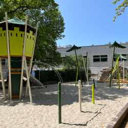 Spiel Bau Spielplatz 4527