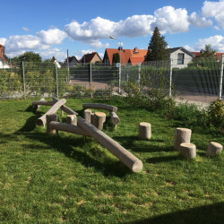 Spielart Kleinkind Balancierweg Robinie 4509