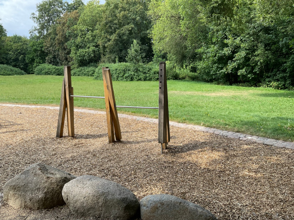 Attash Holzgestaltung Spielplatz 4602