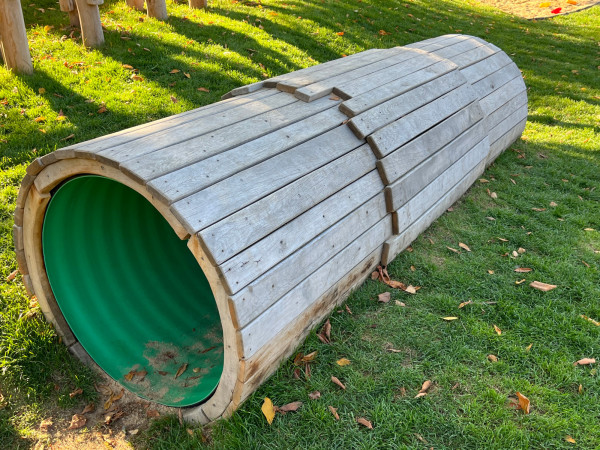 Attash Kriechtunnel Eiche