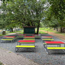 Freiraumobjekte Ney Sitzgruppe Schulhof 4698