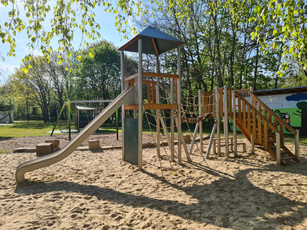 Spiel Bau Spielanlage 4619