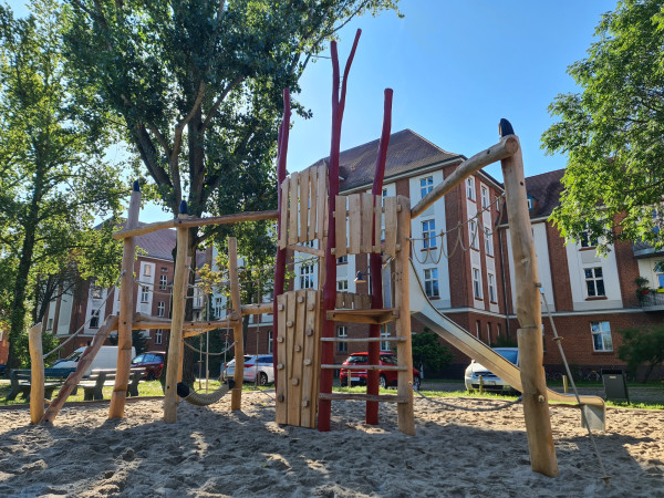 Spielart Spielanlage 4683