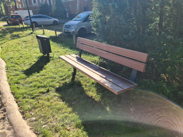 Wetz Abfallbehalter und Sitzbank 4679