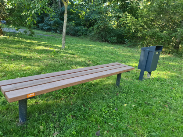 Wetz Abfallbehalter und Sitzbank 4680