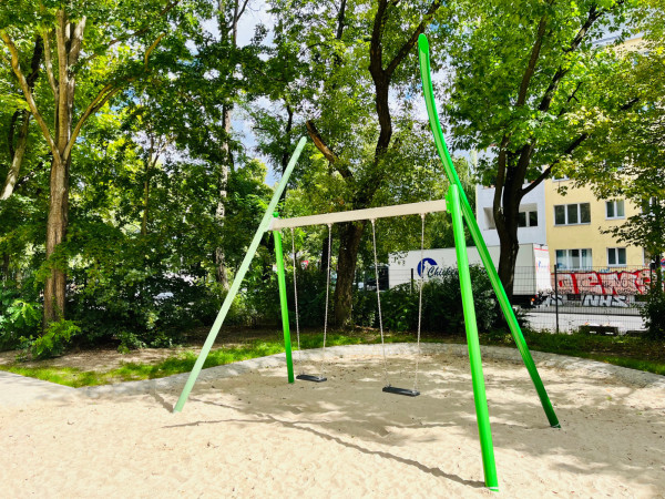 Spiel Bau Spielplatz 4776