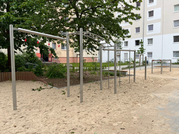 Spiel Bau Spielplatz 4760