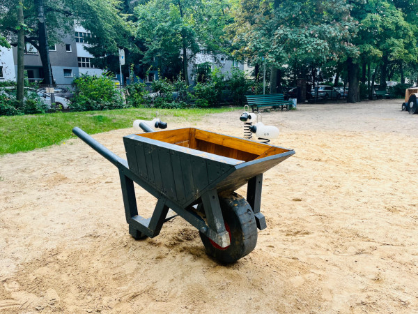 Spielart Spielplatz Robinie 4768