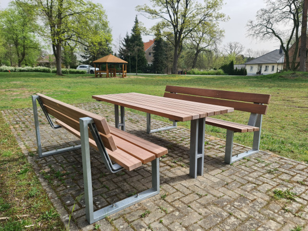 Wetz Aussenmobiliar Bank Tisch Kombination 4847