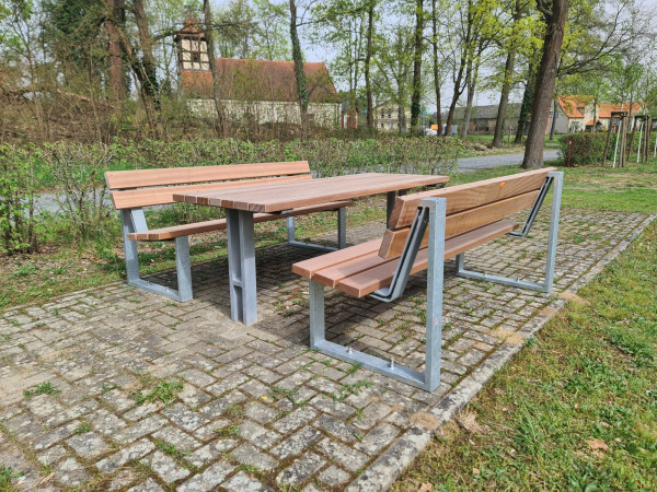 Wetz Aussenmobiliar Bank Tisch Kombination 4848