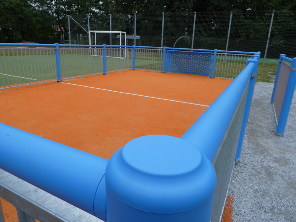 Mini Bolzplatz Tri Poli 4950