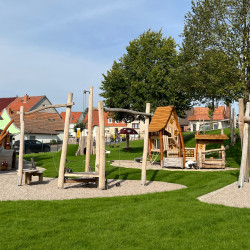 Spielart Spielplatz Themenspielplatz Spielplatzdesign Robinienholz 5006
