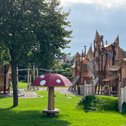 Spielart Spielplatz Themenspielplatz Spielplatzdesign Robinienholz