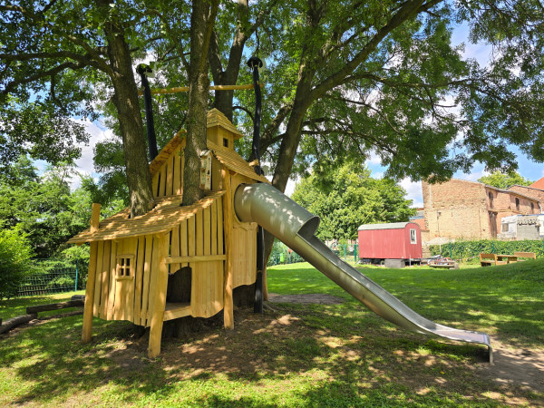 Spielart grosses Baumhaus Rutsche Individuell Spielplatz 5022