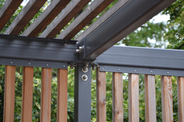 FreiraumObjekte Ney Sitzgruppe Pergola Aussenanlagen 5272
