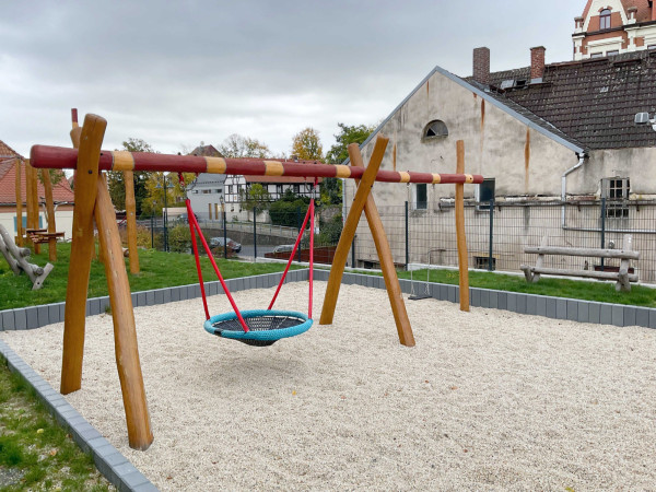 Spielart Doppelschaukel Vogelnestschaukel