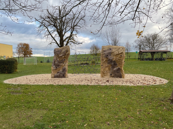 X Move Kletterfelsen Schulhof Ebersbach297