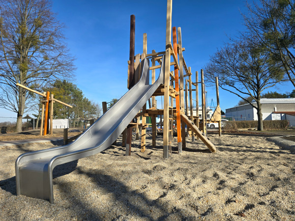 Spielplatzgestaltung Eichenkantholz Individuell Spielplatz Unikate 5332