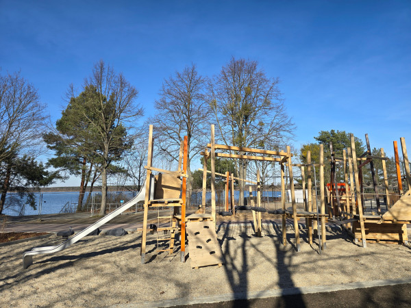 Spielplatzgestaltung Eichenkantholz Individuell Spielplatz Unikate 5333
